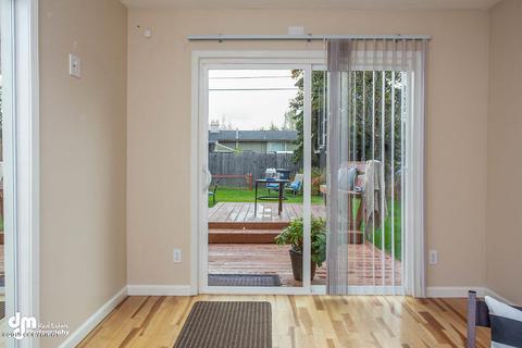 416 E Manor Ave, Anchorage, AK 99501 photo 21