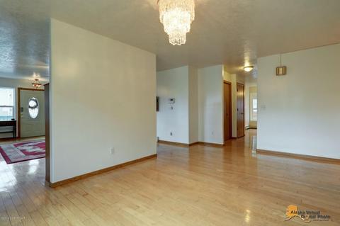 309 N Park St, Anchorage, AK 99501 photo 8