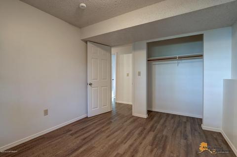 6670 Eileen Cir, Anchorage, AK 99507 photo 24