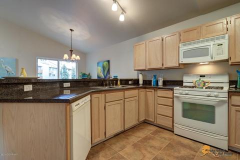 9731 Newhaven Loop, Anchorage, AK 99507 photo 13