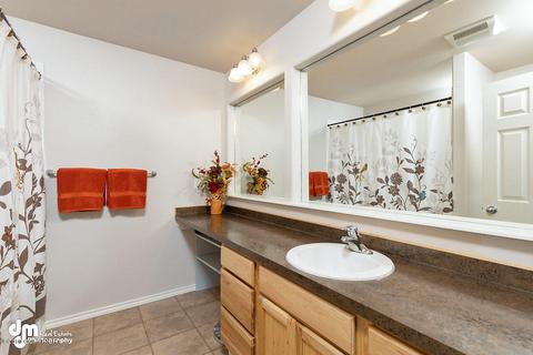 8960 Eagle River Ln, Eagle River, AK 99577 photo 7