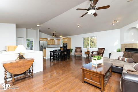 8960 Eagle River Ln, Eagle River, AK 99577 photo 11