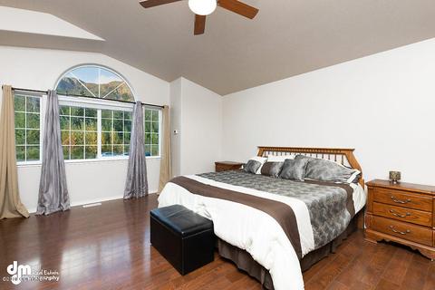 8960 Eagle River Ln, Eagle River, AK 99577 photo 6