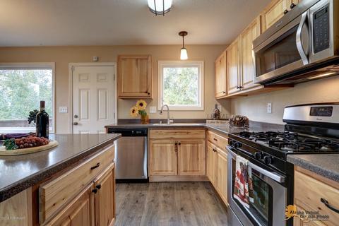3605 E 19th Ave, Anchorage, AK 99508 photo 7