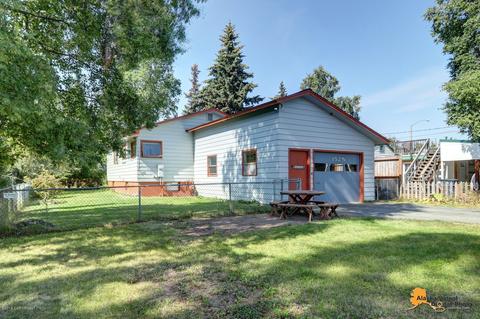 1525 E St, Anchorage, AK 99501 photo 4