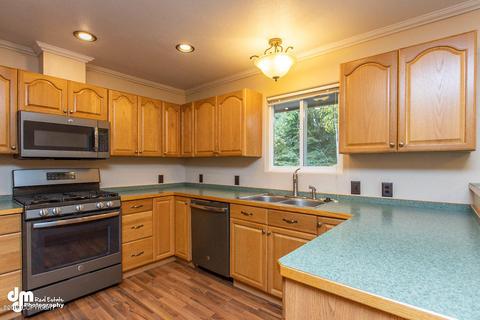 19029 Third St, Eagle River, AK 99577 photo 8