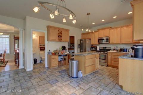 10715 Briggs Cache Cir, Eagle River, AK 99577 photo 7