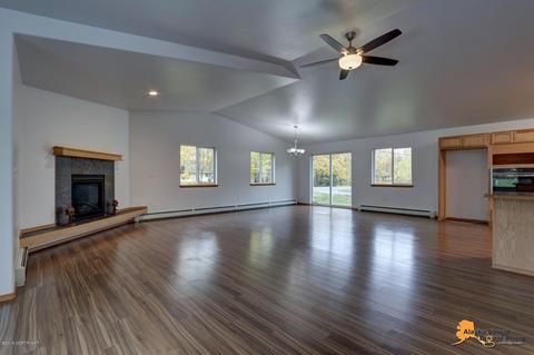 15214 Husky St, Eagle River, AK 99577 photo 4