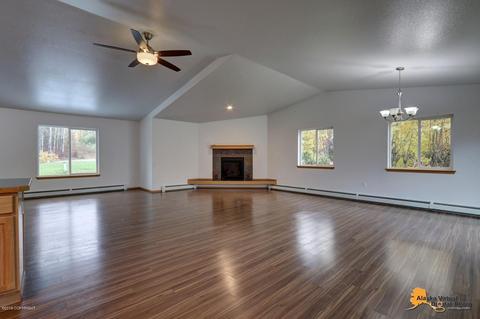 15214 Husky St, Eagle River, AK 99577 photo 6