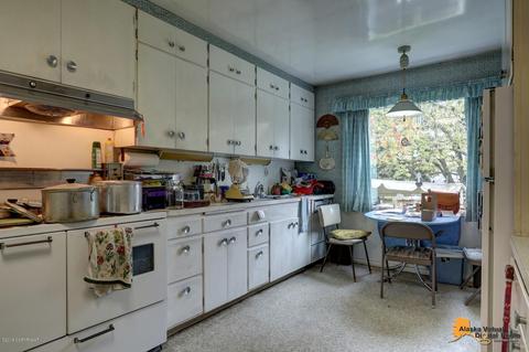 1311 H St, Anchorage, AK 99501 photo 9