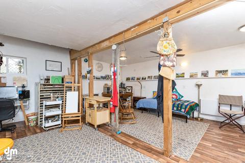829 E 13th Ave, Anchorage, AK 99501 photo 20