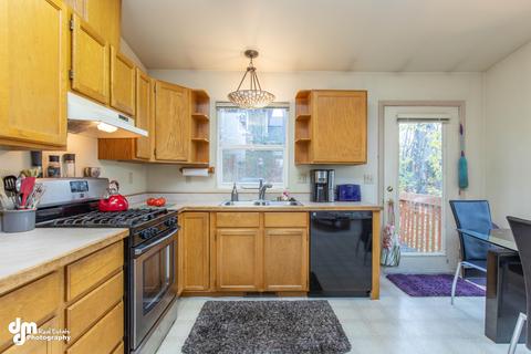 18847 Man O War Rd, Eagle River, AK 99577 photo 9