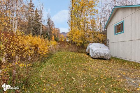 18847 Man O War Rd, Eagle River, AK 99577 photo 4