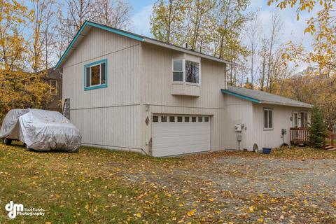 18847 Man O War Rd, Eagle River, AK 99577 photo 3