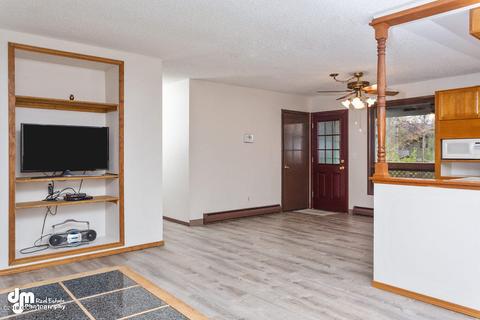 6104 E 21st Ave, Anchorage, AK 99504 photo 9