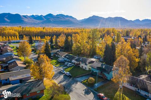 6104 E 21st Ave, Anchorage, AK 99504 photo 1