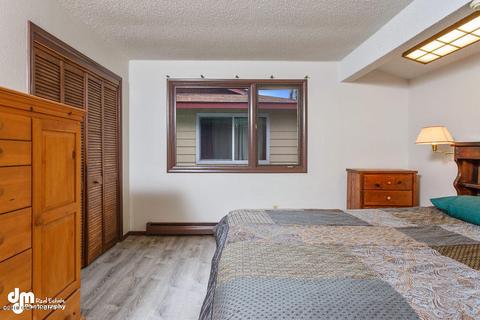 6104 E 21st Ave, Anchorage, AK 99504 photo 16
