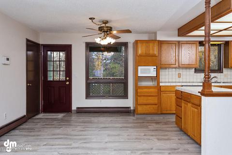 6104 E 21st Ave, Anchorage, AK 99504 photo 10