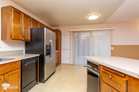 8531 E 20th Ave, Anchorage, AK 99504 photo 11