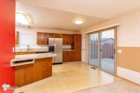 8531 E 20th Ave, Anchorage, AK 99504 photo 9