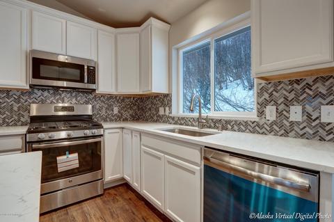 5655 Big Bend Loop, Anchorage, AK 99502 photo 10