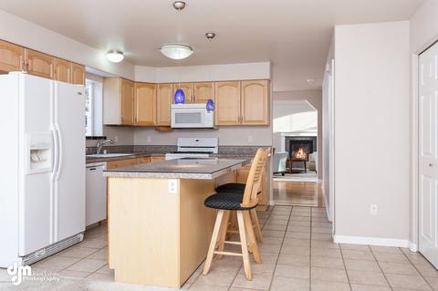 11064 Bow Cir, Anchorage, AK 99515 photo 17