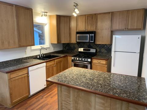 1500 Beaver Pl, Anchorage, AK 99504 photo 1