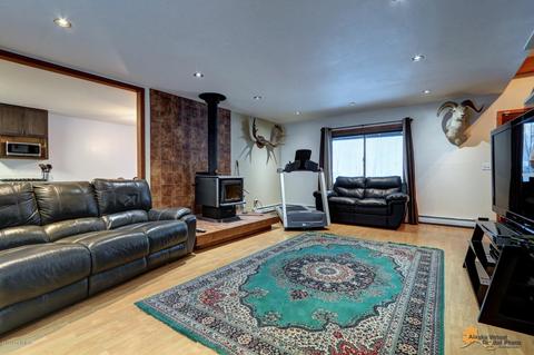 22639 Robinson Rd, Chugiak, AK 99567 photo 4