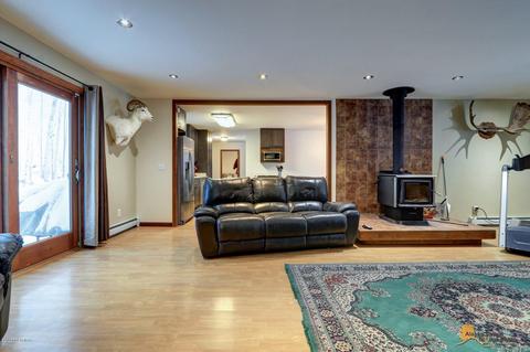 22639 Robinson Rd, Chugiak, AK 99567 photo 6