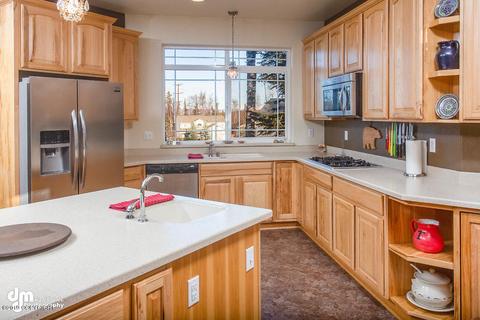 13439 Konrad Dr, Eagle River, AK 99577 photo 5