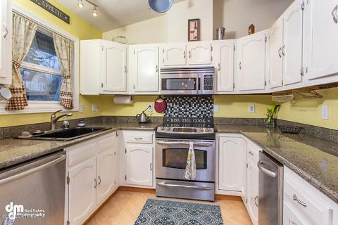 8220 E 20th Ave, Anchorage, AK 99504 photo 4