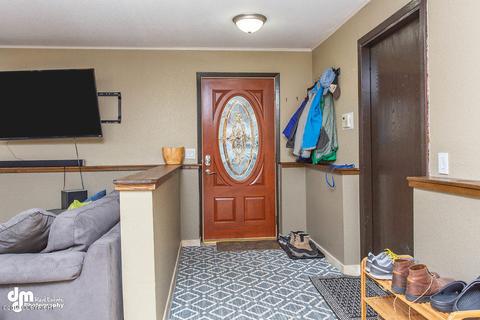 8220 E 20th Ave, Anchorage, AK 99504 photo 3