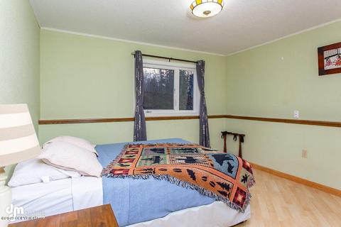8220 E 20th Ave, Anchorage, AK 99504 photo 24