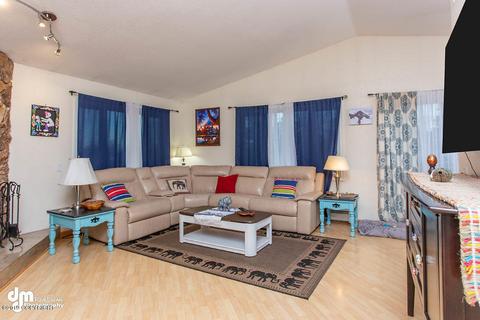 8220 E 20th Ave, Anchorage, AK 99504 photo 11
