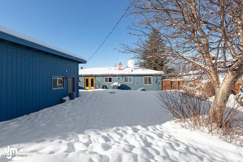 735 Birch St, Anchorage, AK 99501 photo 21