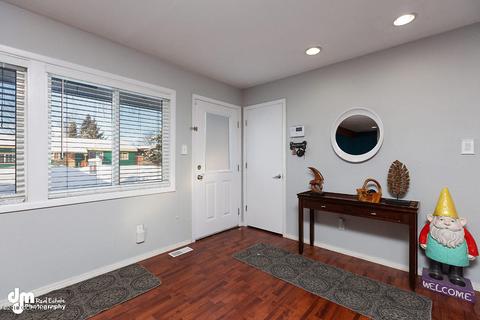 735 Birch St, Anchorage, AK 99501 photo 6