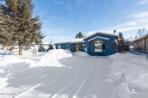 735 Birch St, Anchorage, AK 99501 photo 22
