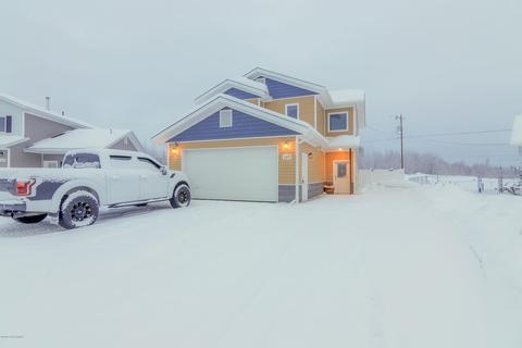 2675 Desert Eagle Loop, North Pole, AK 99705 photo 1