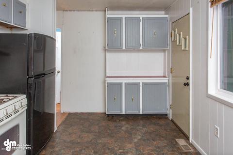 16975 E Outer Springer Loop, Palmer, AK 99645 photo 9