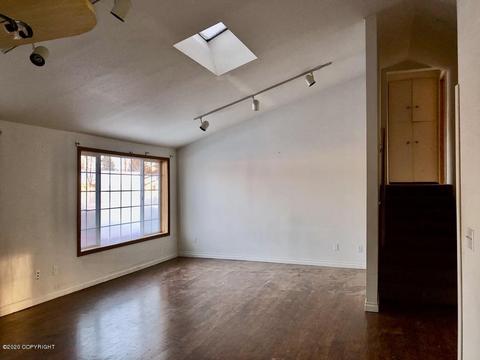 2428 E 20th Ave, Anchorage, AK 99508 photo 8