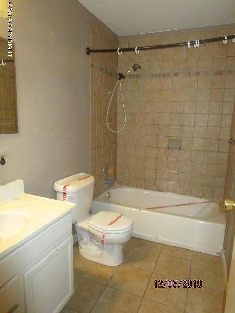 7530 Chad St, Anchorage, AK 99518 photo 9