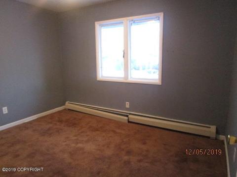 7530 Chad St, Anchorage, AK 99518 photo 6