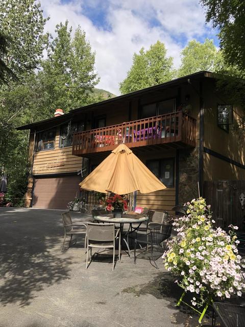 10229 Louis Pl, Eagle River, AK 99577 photo 2