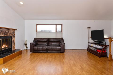 7470 Clairborne Cir, Anchorage, AK 99502 photo 1