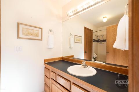 1810 Commodore Dr, Anchorage, AK 99507 photo 21