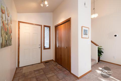 1810 Commodore Dr, Anchorage, AK 99507 photo 4