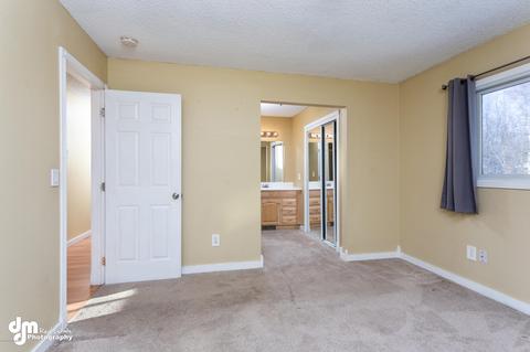 4905 E 6th Ave, Anchorage, AK 99508 photo 22