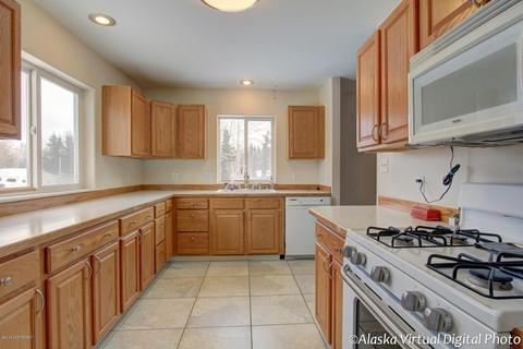 1920 Ivan Dr, Anchorage, AK 99507 photo 18