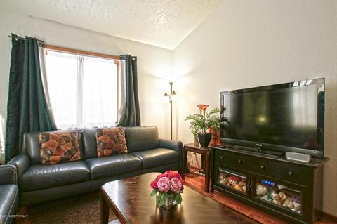 7709 Chaimi Loop, Anchorage, AK 99504 photo 6