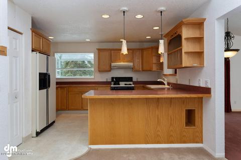 10120 Chandalar St, Eagle River, AK 99577 photo 9